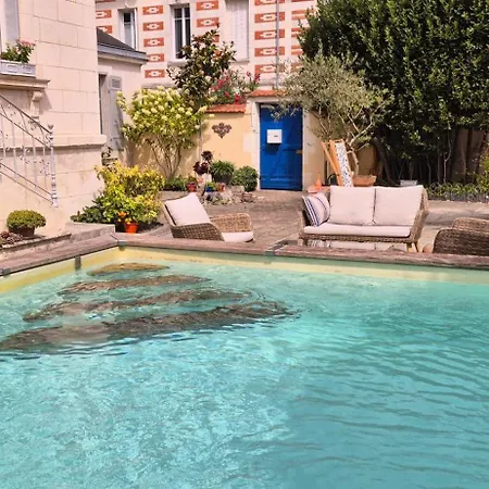Alojamento de Acomodação e Pequeno-almoço D'hotes Le Clos Bleu La Rochelle (Charente-Maritime)