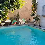 D'hotes Le Clos Bleu 拉罗歇尔