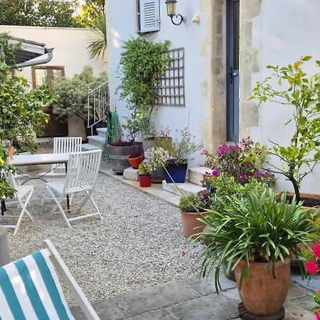 D'hotes Le Clos Bleu