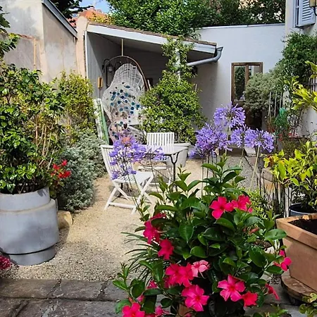 Couette-café D'hôtes Le Clos Bleu