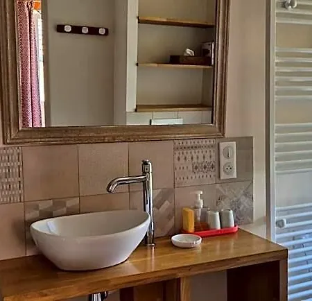 D'hotes Le Clos Bleu Oda ve Kahvaltı